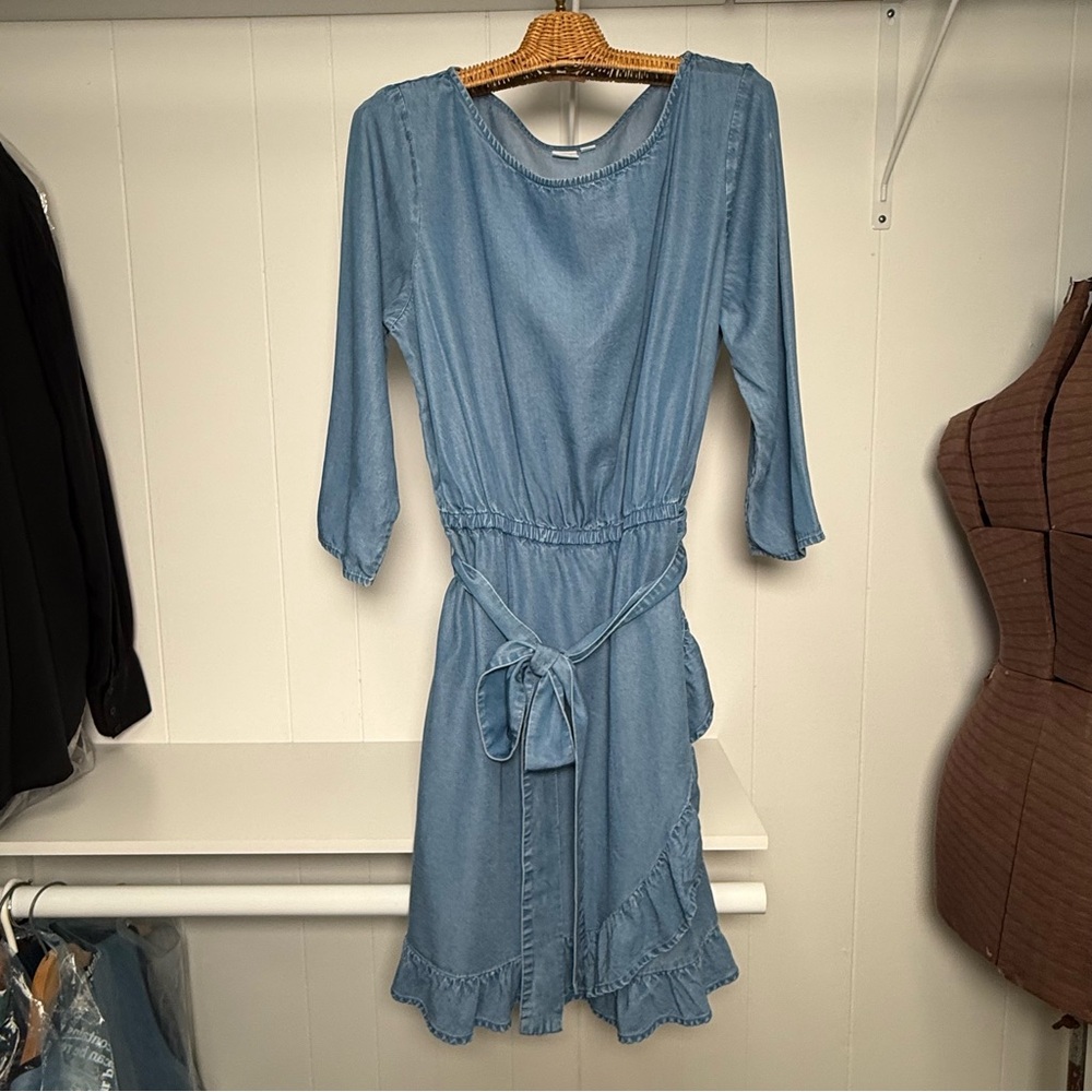 Gap Chambray Ruffle Hem Faux Wrap Dress Medium Indigo Size Large